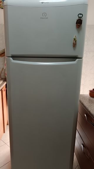 Frigorifero indesit teaan 5 A+