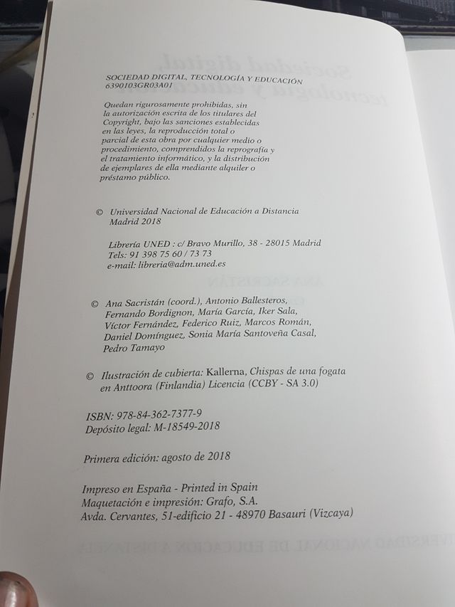 Libros Uned ( Estantería 3 )