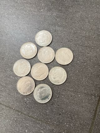 57 monedas 100 pesetas