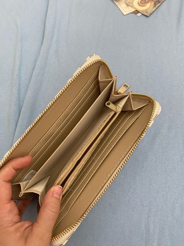 Portafoglio multitasca bianco/beige con trama