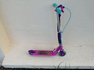 Patinete niña