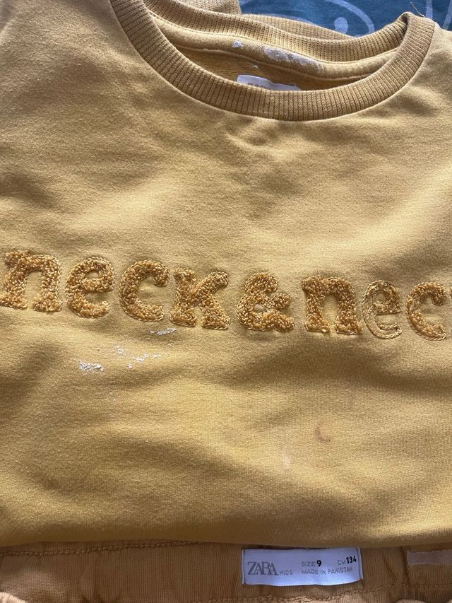 Lote Sudadera Gocco T10 Amarillo y Bermuda Zara T9