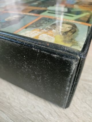 La mansión de los 7 placeres SUPER 8