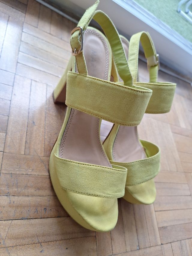 Sandalias tacón t.40