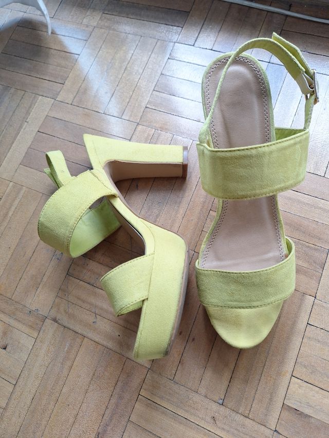 Sandalias tacón t.40