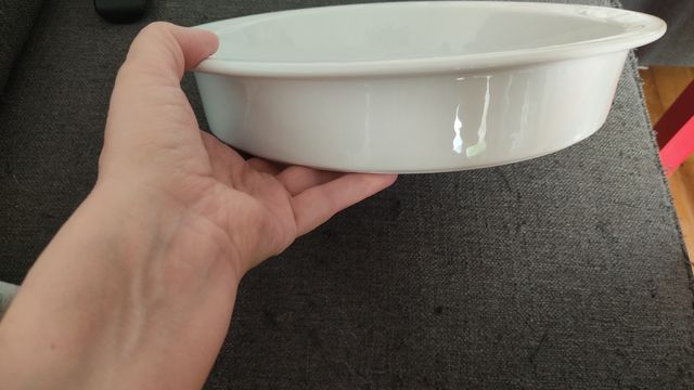 Fuente cerámica blanca