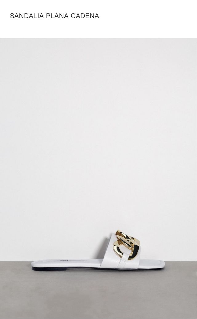 Sandalia plana cadena Zara