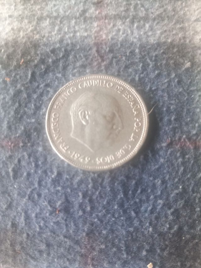 5 pesetas de Franco