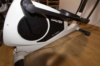 Bicicleta elíptica marca SALTER