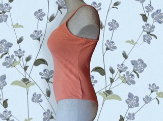 Body naranja pastel "Primark".