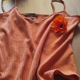 Body naranja pastel "Primark".