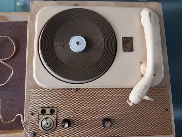 Fonovaligia vintage Lesa anni 60