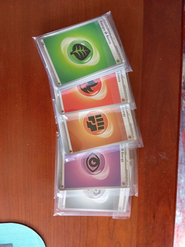 Lote Pokémon energías 25