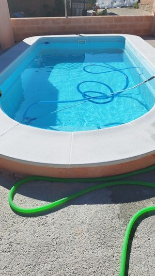 Piscinas en fibra de poliester. +×÷=€