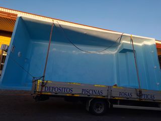 Piscinas en fibra de poliester. +×÷=€