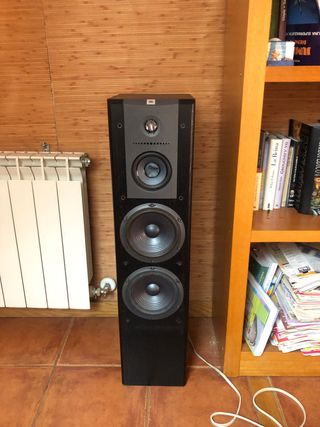 Altavoces grandes JBL