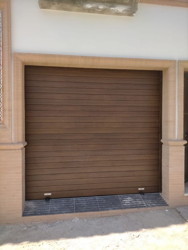 Todo en puertas de garajes