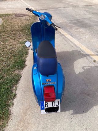 Vespa Primavera