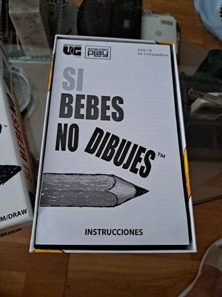 Juego de mesa adultos. Si bebes no dibujes
