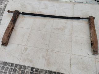 Sierra antigua de dos manos