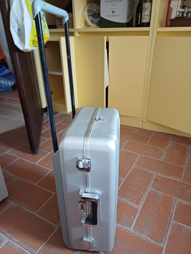 Valigia Zero Halliburton