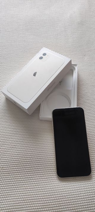iPhone 11 