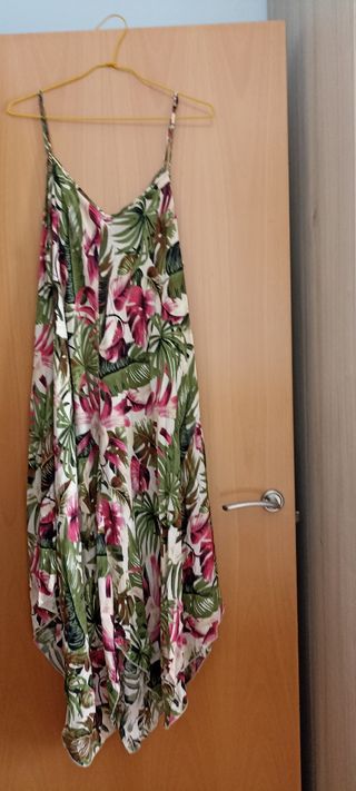 Vestido largo con flores