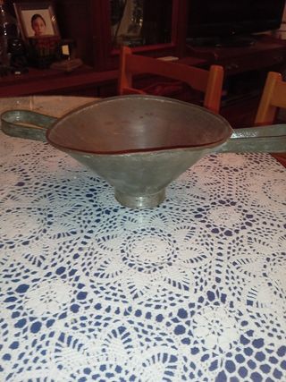 Colador o tamiz de agua o leche 