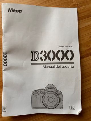 Camara Nikon 3000D