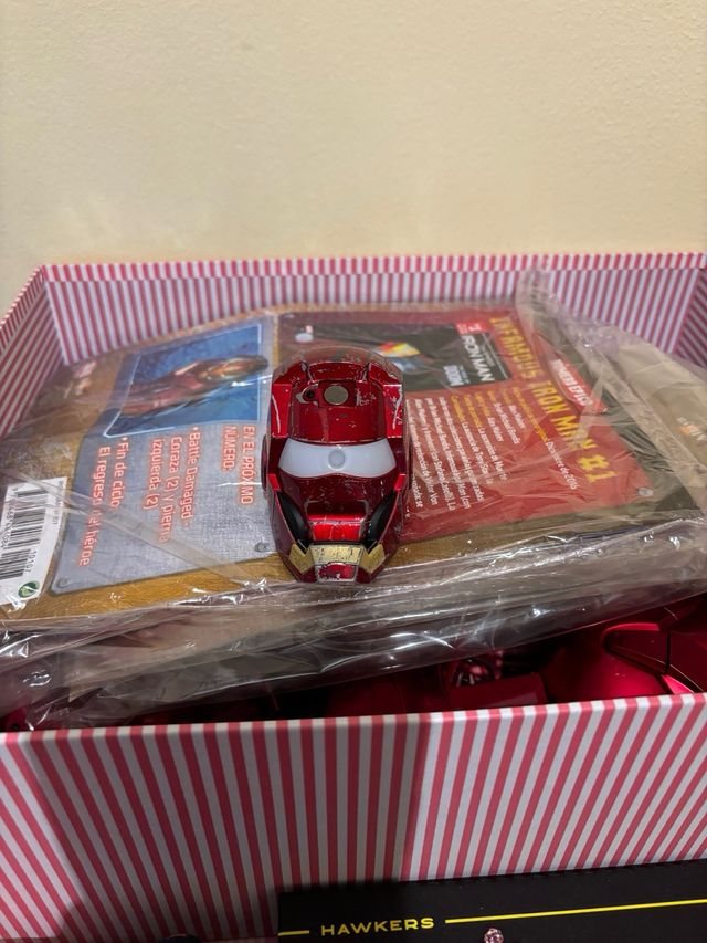 Figura Iron man Mark III