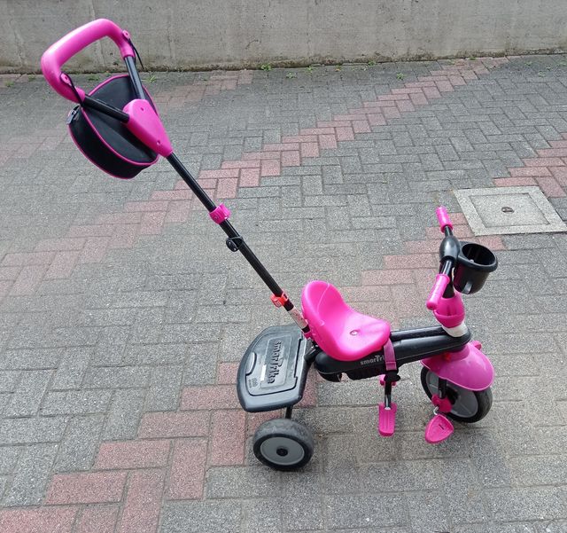 Triciclo smartrike rosa e nero
