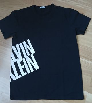 Camiseta negra Calvin Klein
