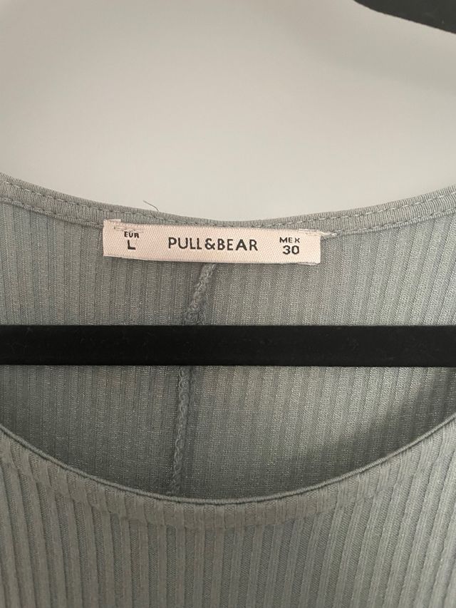 Vestido midi canalé verde pull and bear