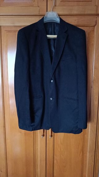 Americana negra talla 50