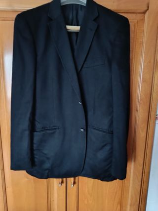Americana negra talla 50