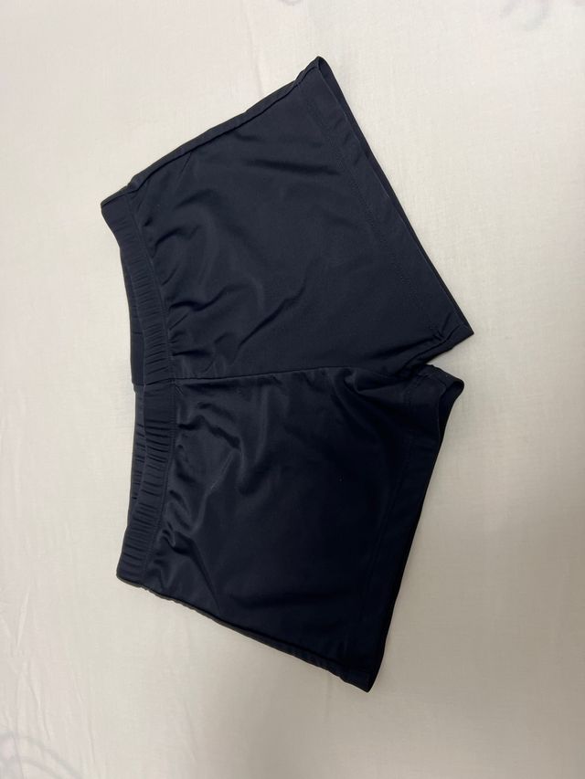 Costume da bagno per la scuola, nuovo 