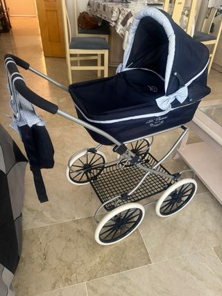 Carrito de Muñecas