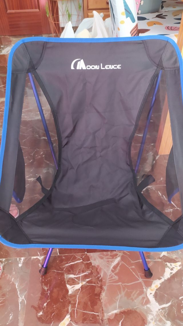 Silla plegable. Nueva