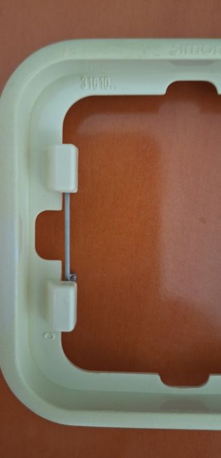 Interruptor y enchufes Simon