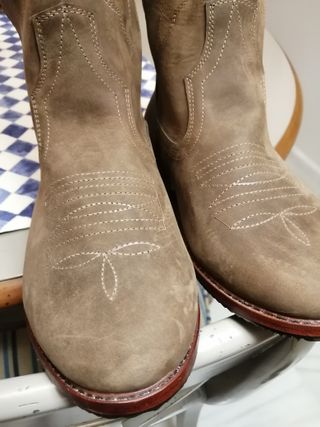 Botas Camperas- Cowboy hechas a mano. Sin Estrenar