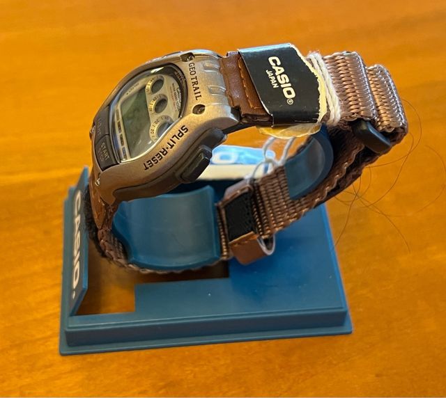 Lady Digital Watch Casio FTL-111HV-5AV Geotrail