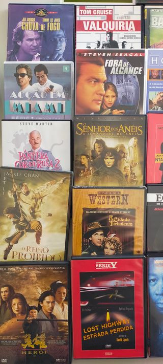 42 DVDs Diversos a funcionar em ótimas condições