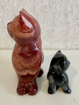 Gatti in pietra scolpiti a mano – mod 47