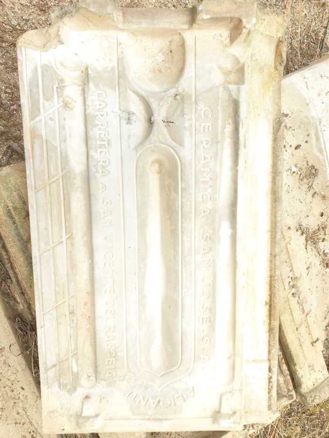 Teja plana Alicantina