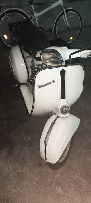 Vespa 160cc de 1972