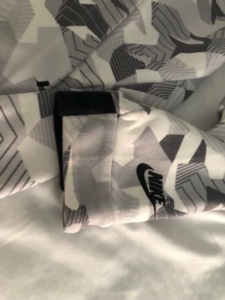 Sudadera Nike tech Camuflaje