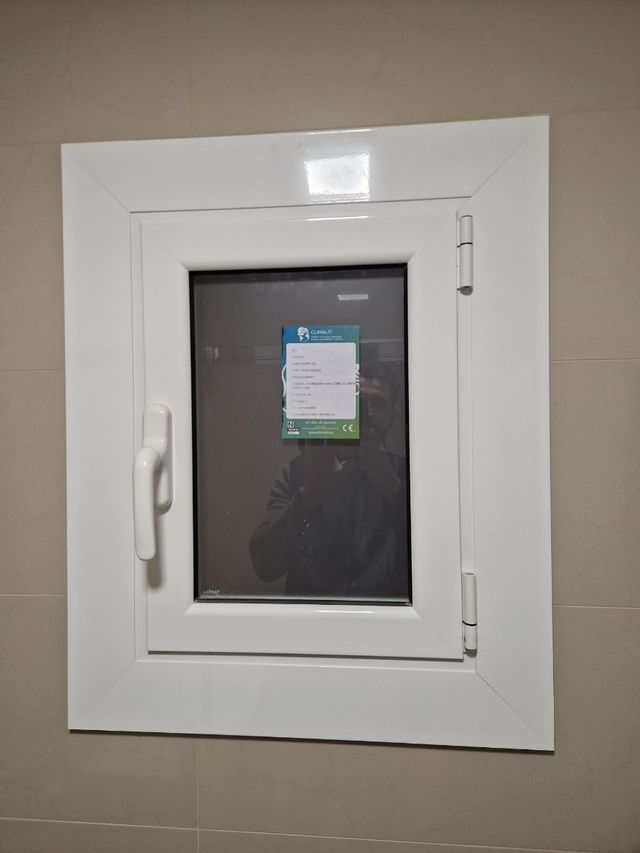 Persianas y ventanas