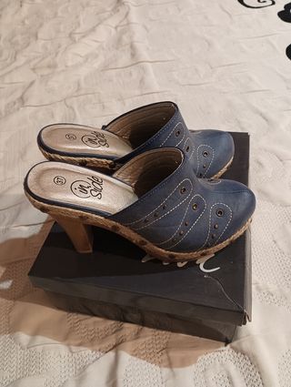 Zuecos de mujer