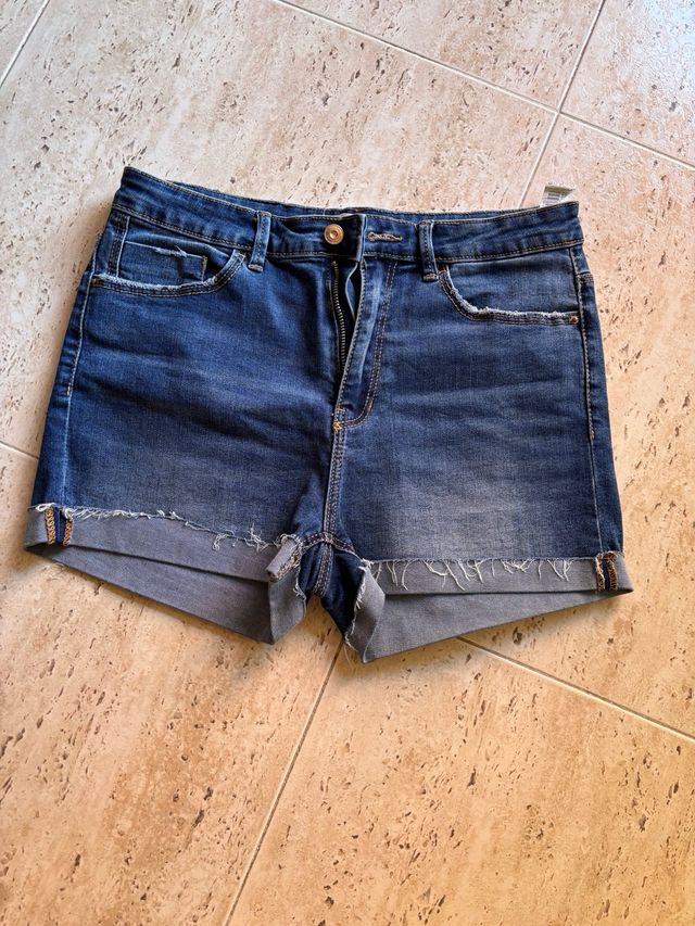 Short tejano Stradivarius