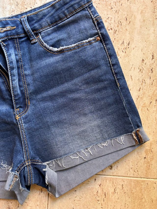 Short tejano Stradivarius